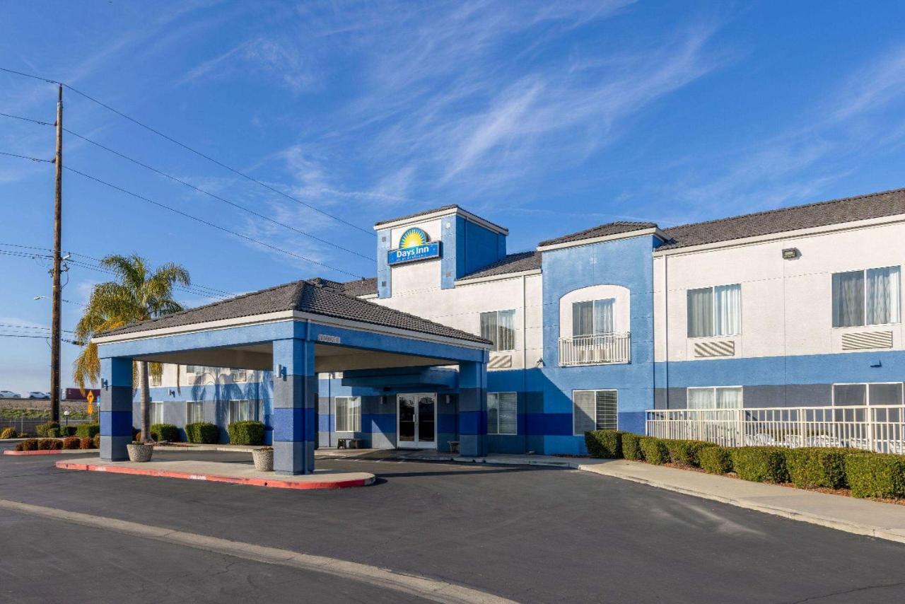 Days Inn By Wyndham Lathrop Ngoại thất bức ảnh